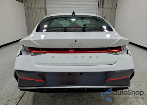 2025 Hyundai Elantra Sel из США, поврежденный, VIN KMHLS4DG6SU920342